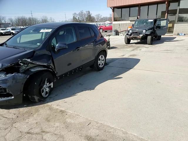 2019 Chevrolet Trax - Image 12