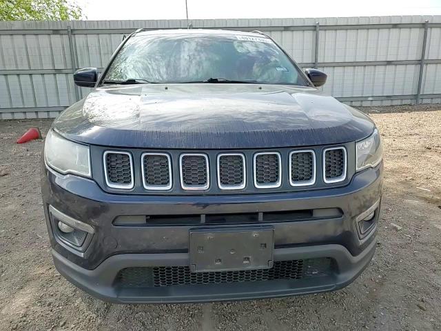 2018 Jeep Compass - Image 11