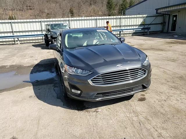 2019 Ford Fusion - Image 13
