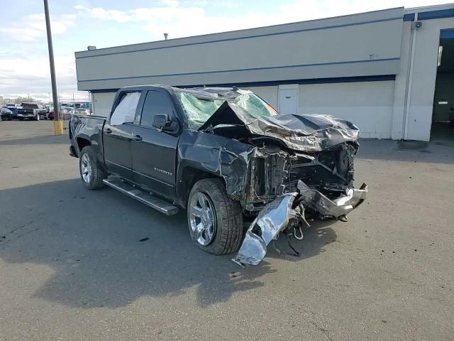 2017 Chevrolet Silverado - Image 11
