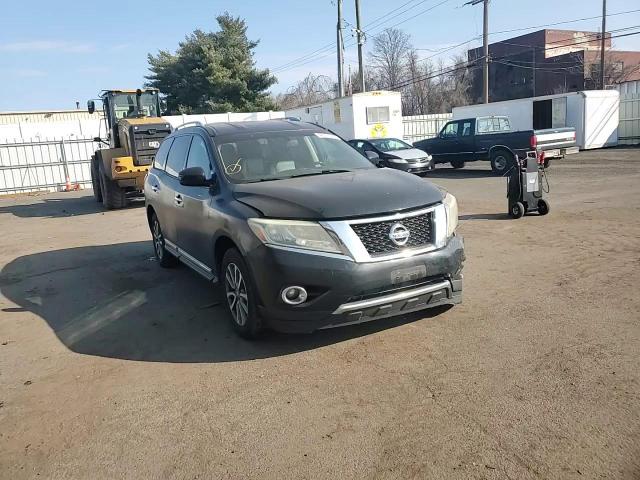 2013 Nissan Pathfinder - Image 10