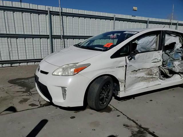 2013 Toyota Prius - Image 13
