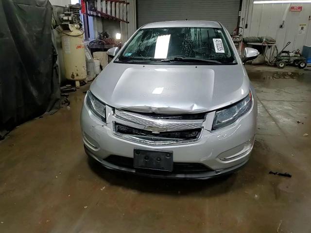2013 Chevrolet Volt - Image 13