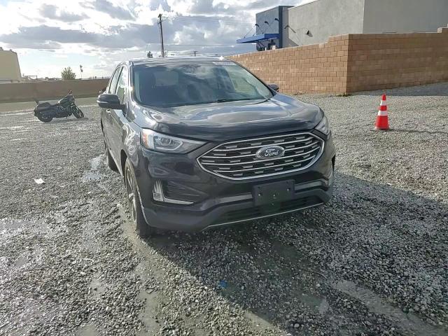 2019 Ford Edge - Image 12