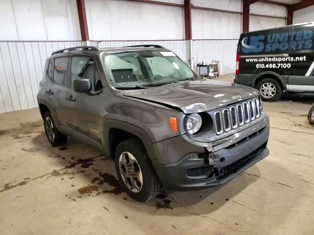 2017 Jeep Renegade - Image 15