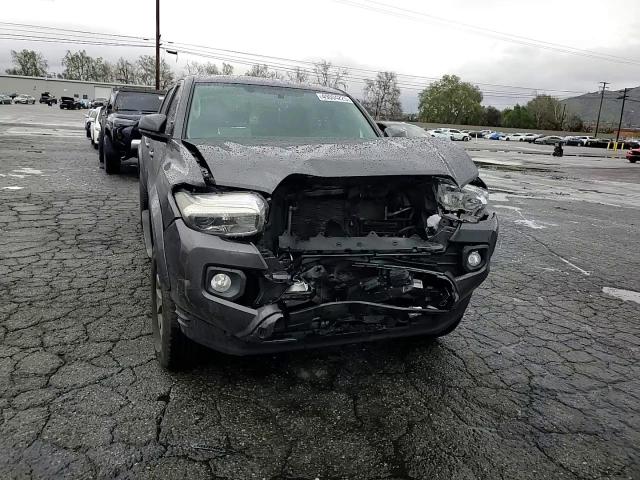 2017 Toyota Tacoma - Image 10
