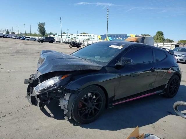 2020 Hyundai Veloster - Image 12