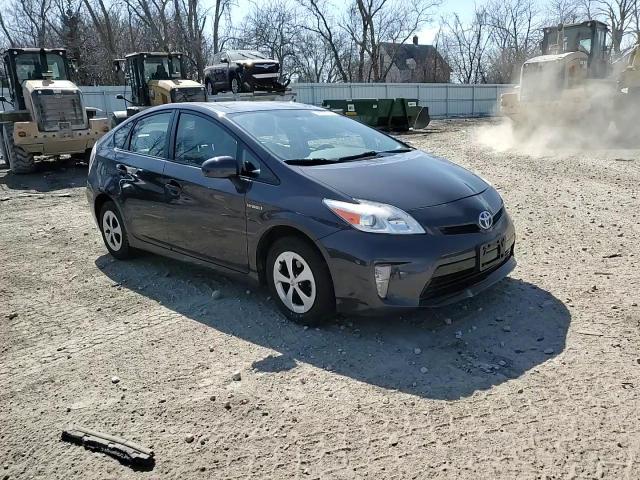 2012 Toyota Prius - Image 13