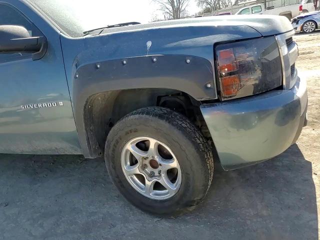 2008 Chevrolet Silverado C1500 VIN: 1GCEC190X8Z288042 Lot: 48688485