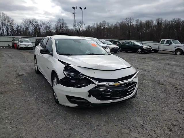 2020 Chevrolet Malibu - Image 11