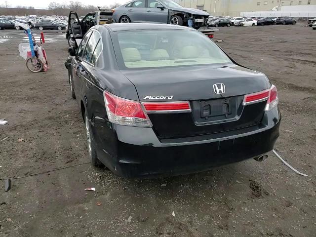 2012 Honda Accord - Image 11
