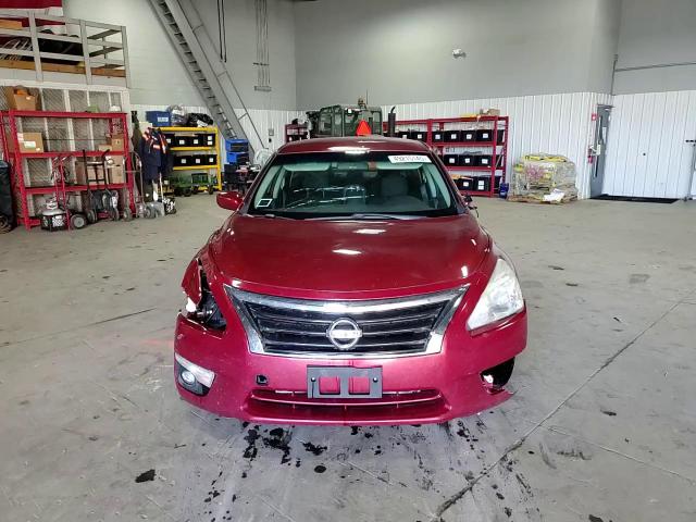 2015 Nissan Altima - Image 10