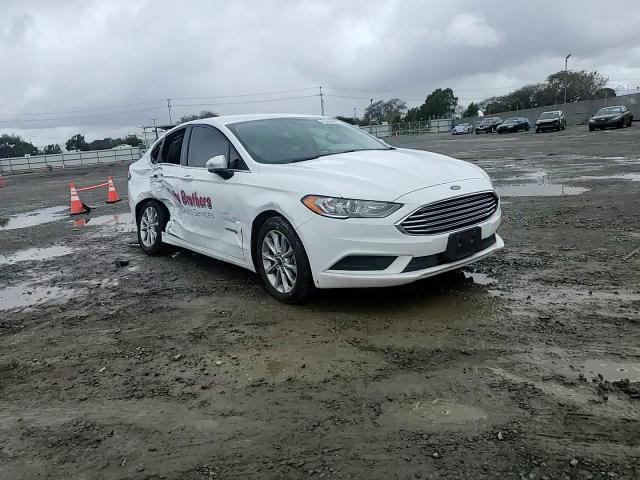 2017 Ford Fusion - Image 10