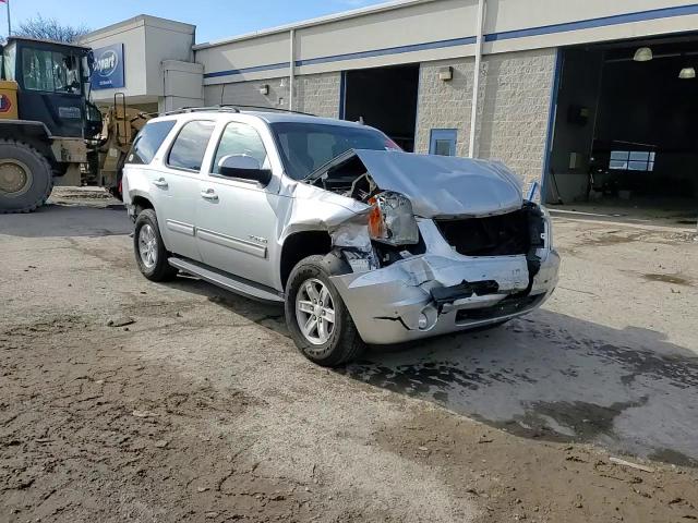2012 GMC Yukon - Image 11