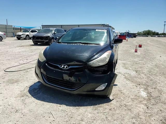 2013 Hyundai Elantra - Image 10