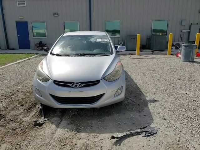 2012 Hyundai Elantra - Image 13