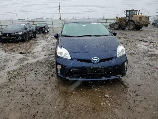 2014 Toyota Prius - Image 11