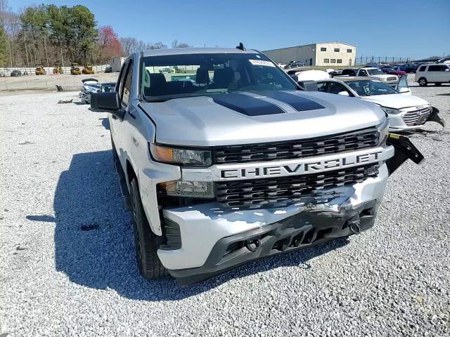 2022 Chevrolet Silverado - Image 11