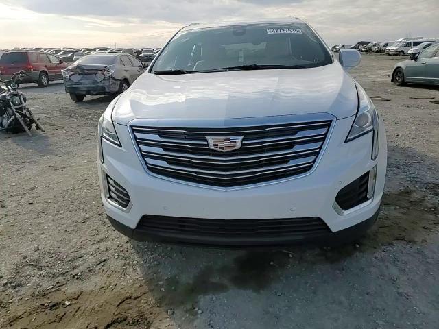 2018 Cadillac XT5 - Image 12