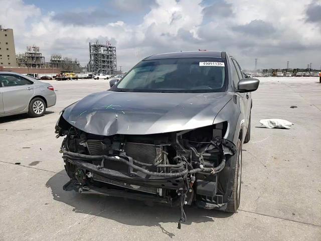 2018 Nissan Rogue - Image 10