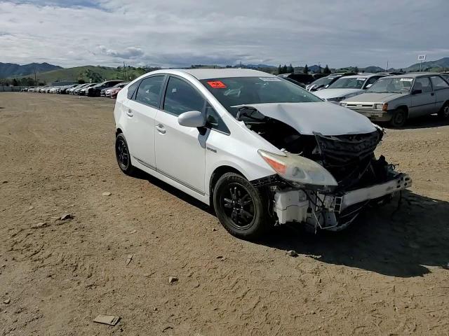 2012 Toyota Prius - Image 11
