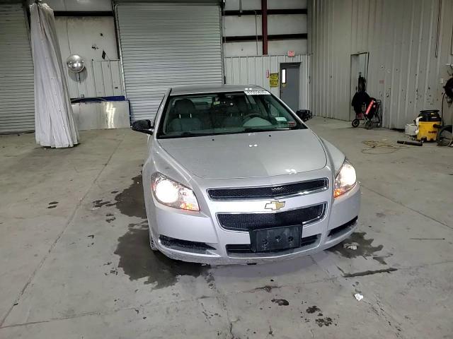 2012 Chevrolet Malibu - Image 13
