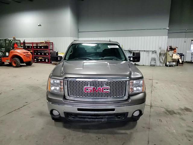 2012 GMC Sierra - Image 11