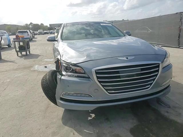 2016 Hyundai Genesis - Image 13