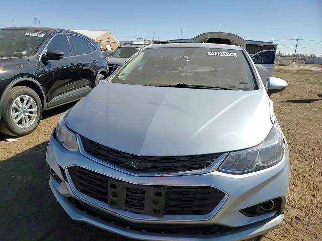 2018 Chevrolet Cruze - Image 11