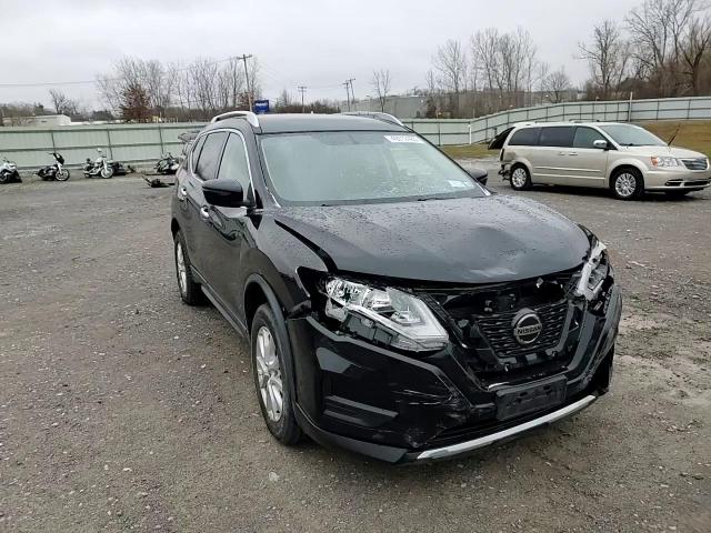 2018 Nissan Rogue - Image 12