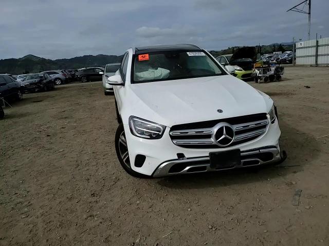 2021 Mercedes-Benz GLC - Image 12