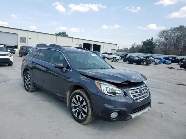 2015 Subaru Outback - Image 11