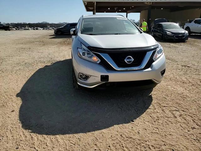 2018 Nissan Murano - Image 11