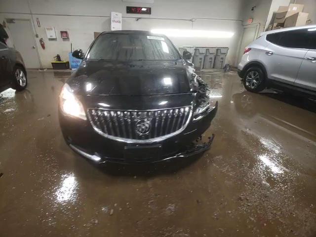 2015 Buick Regal - Image 13