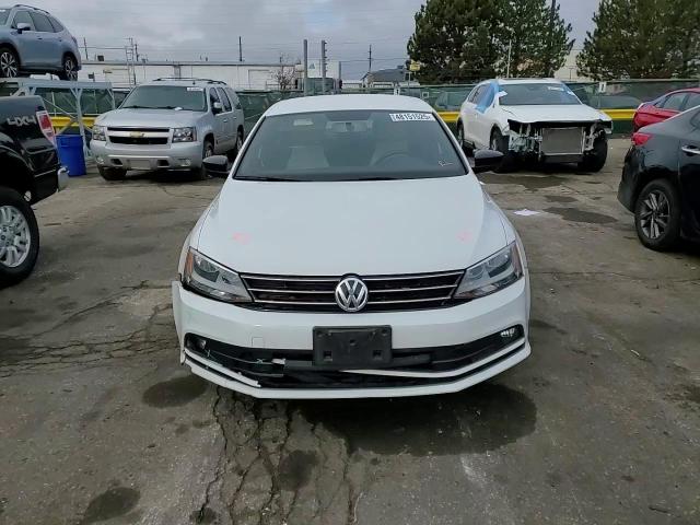 2015 Volkswagen Jetta - Image 10