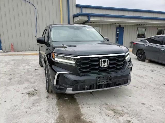 2023 Honda Pilot - Image 11