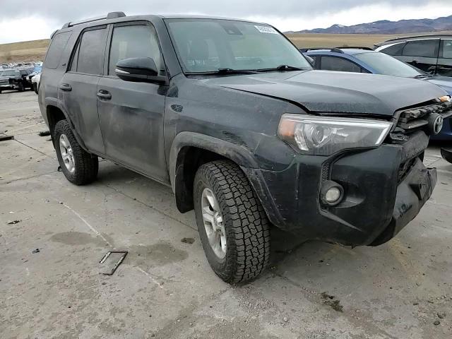 2021 Toyota 4Runner - Image 12