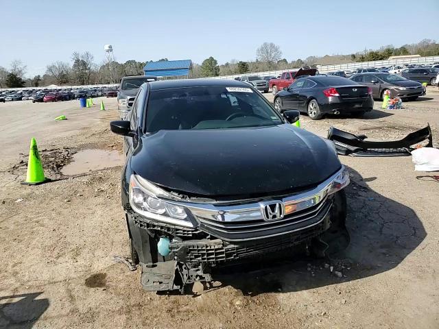 2017 Honda Accord - Image 11