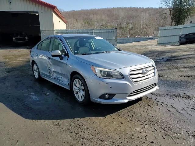 2015 Subaru Legacy - Image 13