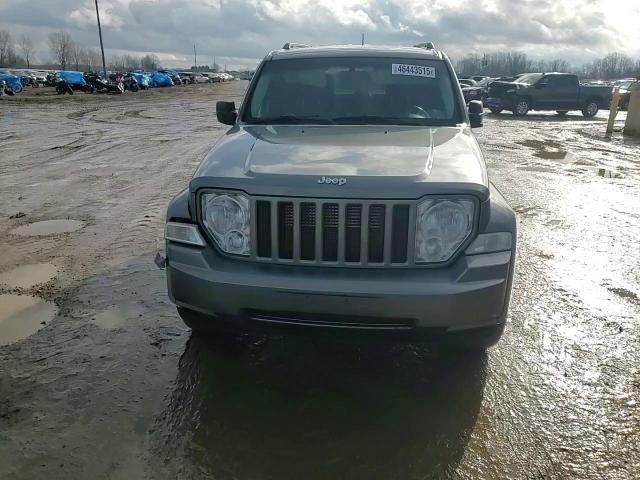 2012 Jeep Liberty (North America) - Image 14