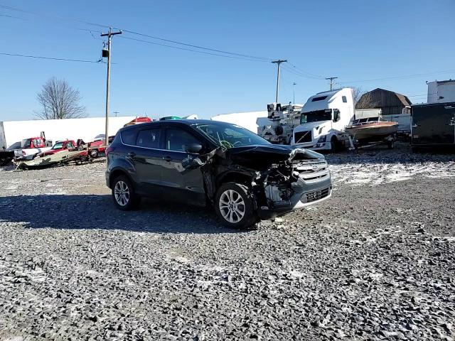 2019 Ford Escape - Image 12