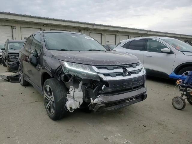 2021 Mitsubishi Outlander - Image 11