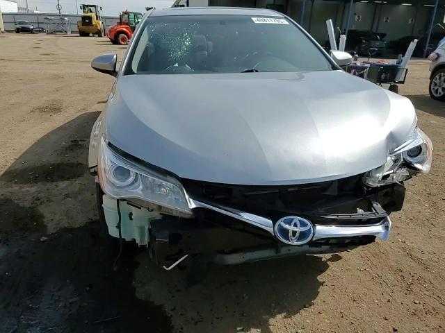 2015 Toyota Camry - Image 11