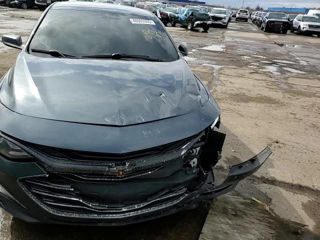 2019 Chevrolet Malibu - Image 11