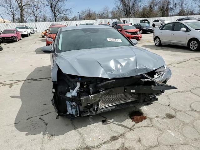2023 Hyundai Elantra - Image 11