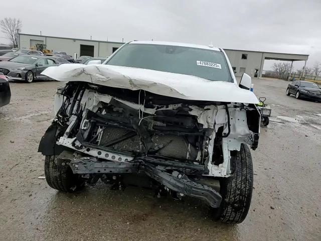 2021 Chevrolet Suburban - Image 11