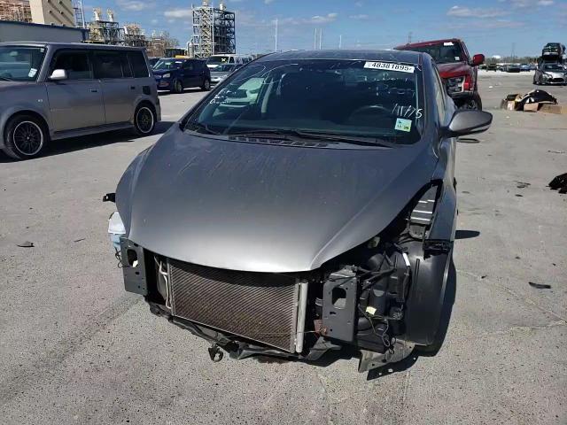 2013 Hyundai Elantra - Image 11