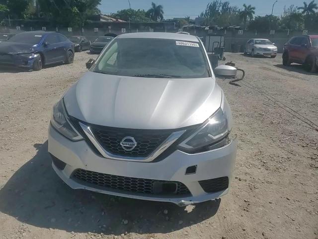 2019 Nissan Sentra - Image 13