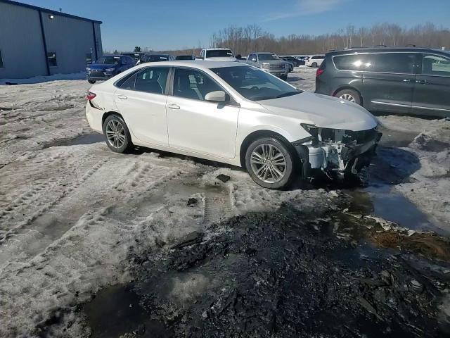 2016 Toyota Camry - Image 14