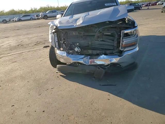 2019 Chevrolet Silverado - Image 11